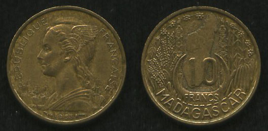 10 франков<br> 1953 год<br> Франция<br> REPUBLIQUE FRANCAISE 1953 10 FRANCS MADAGASCAR